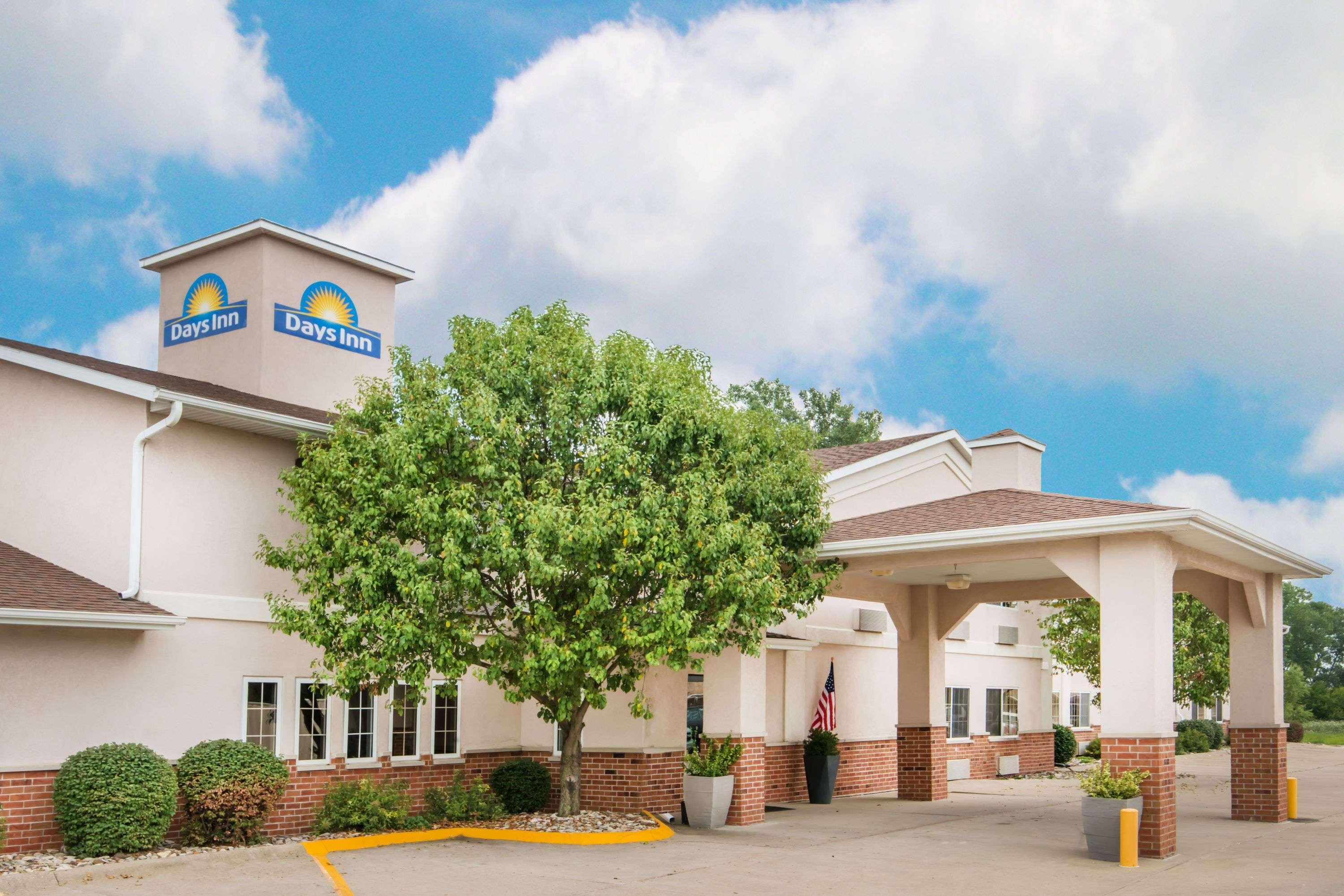 Days Inn By Wyndham Ottumwa Exteriör bild